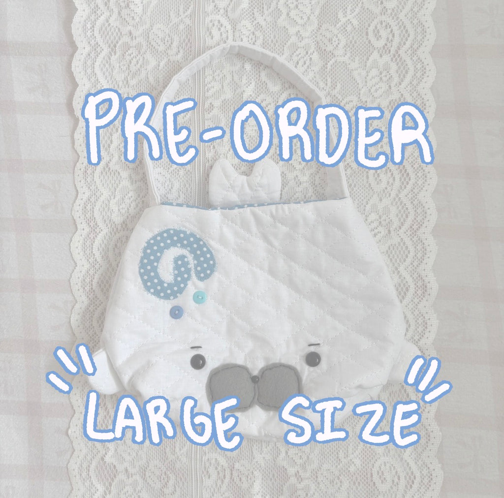 PRE–ORDER large white seal tote (•⩊• っ)3