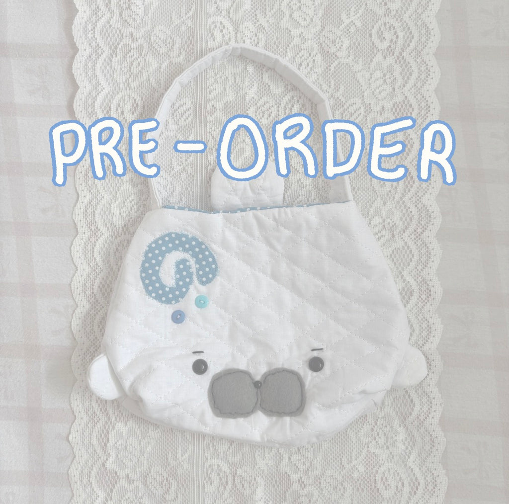 PRE–ORDER small white seal tote (•⩊• っ)3