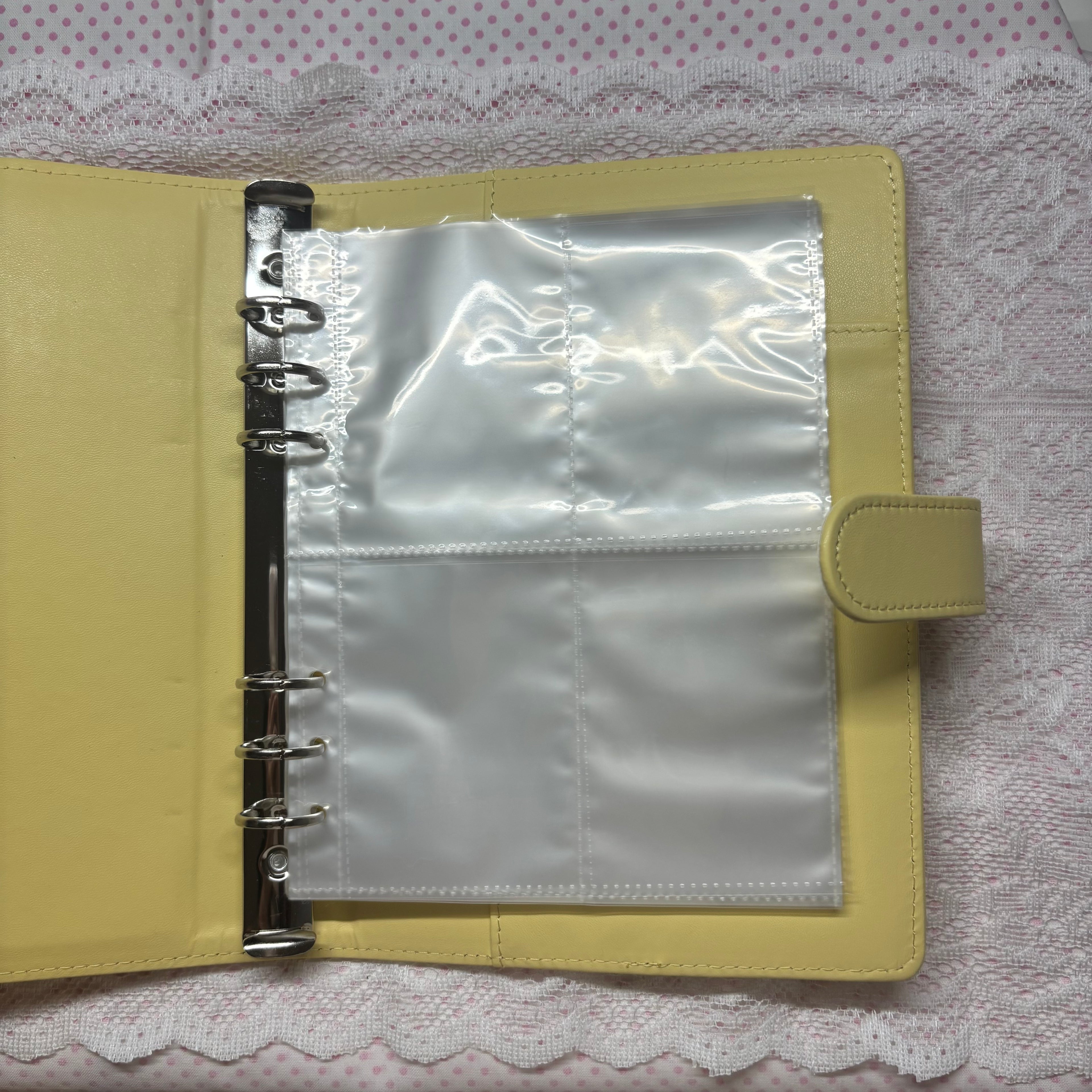 mimikyu binder 🌼