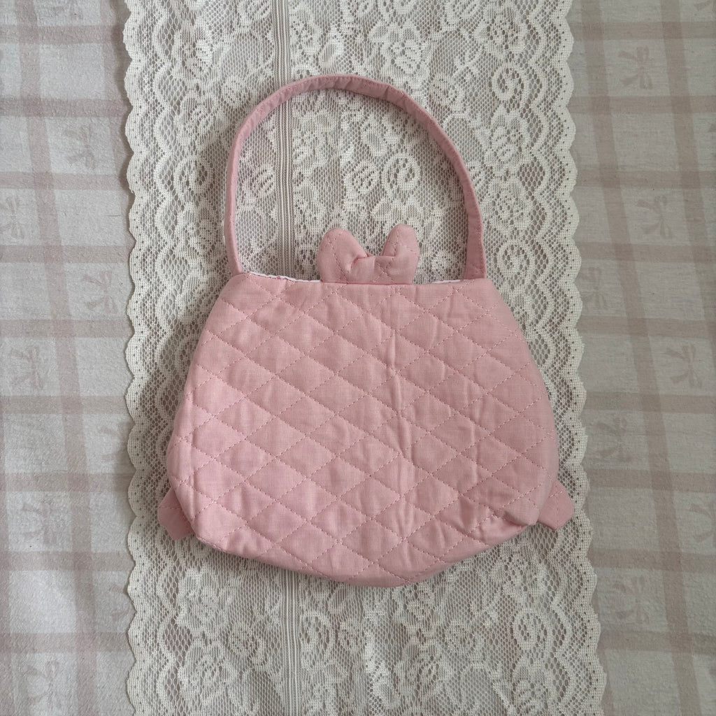 PRE–ORDER large strawberry seal tote (•⩊• っ)3