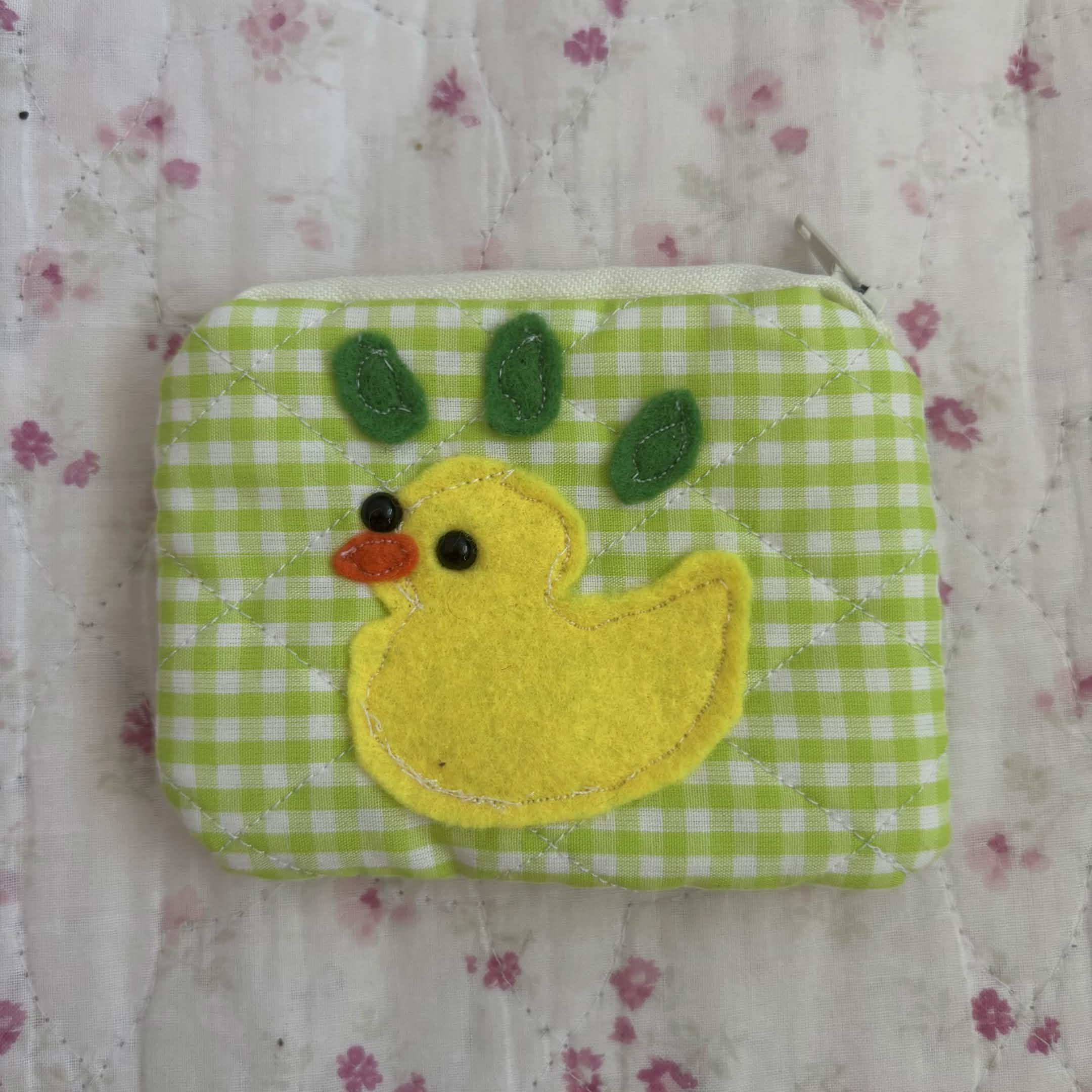 ducky mini pouch .✦ ݁˖