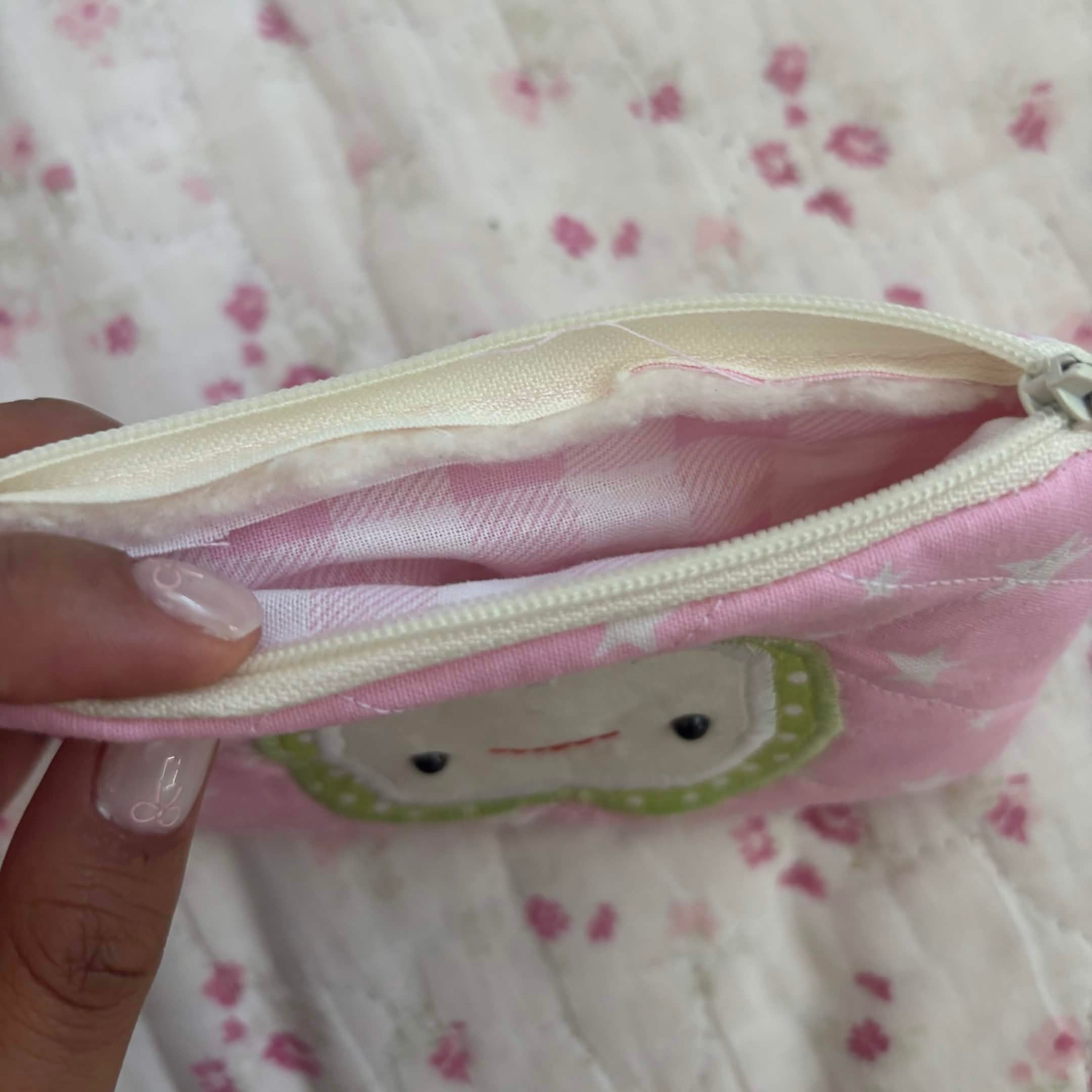 green apple mini pouch .✦ ݁˖