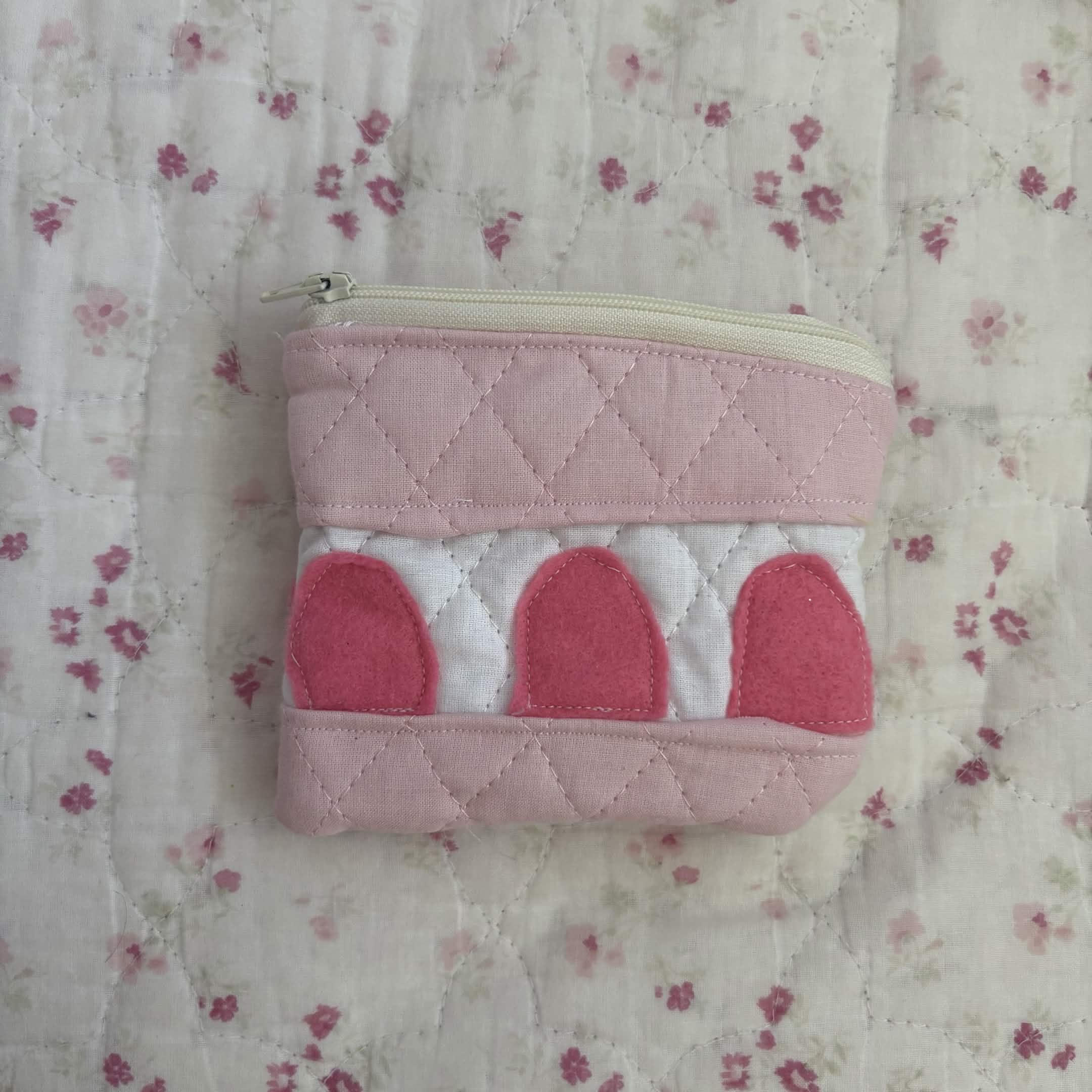 strawberry cake mini pouch .✦ ݁˖