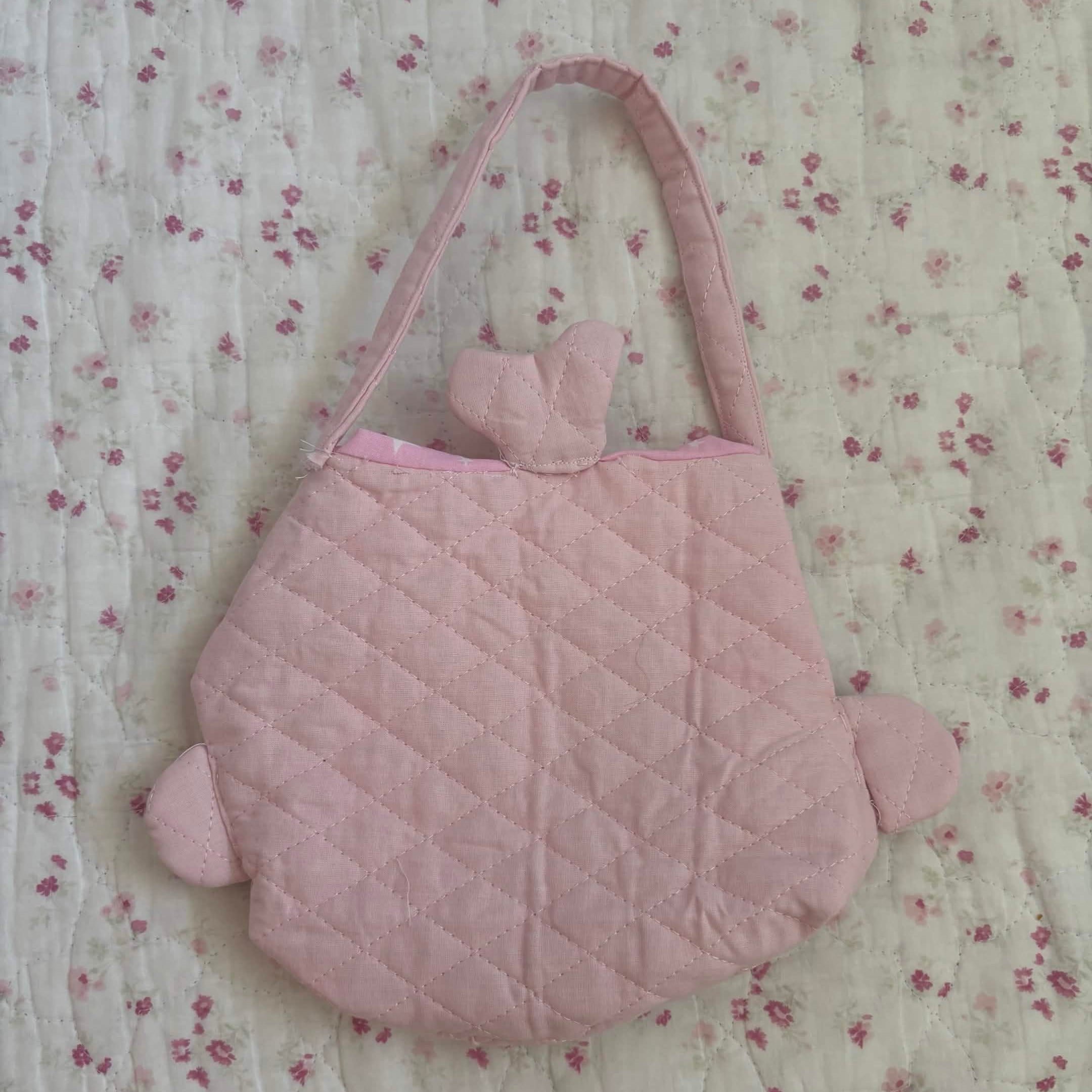PRE–ORDER strawberry seal tote (•⩊• っ)3